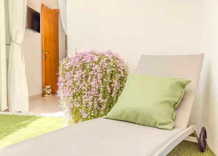 Апартаменты Maria House Con Giardino Privato Ольбия