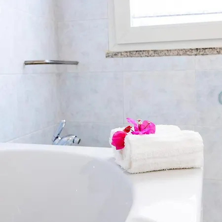 アパート Maria House, Jacuzzi E Patio *