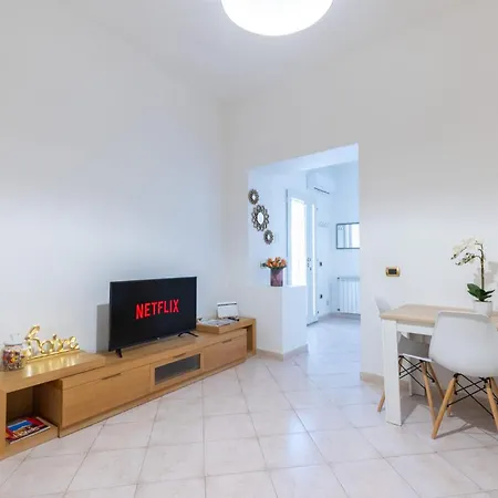 Maria House Con Giardino Privato * Olbia